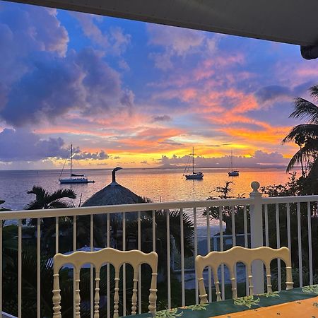 Meri Lodge Huahine « Room Of Marta » Fare Exteriör bild